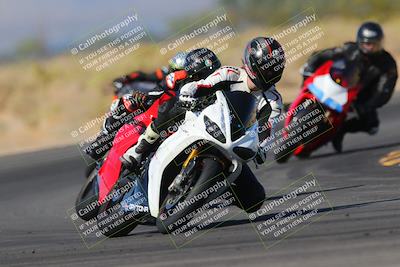 media/Nov-06-2023-Moto Forza (Mon) [[ce023d0744]]/3-Intermediate Group/Session 3 (Turn 16)/